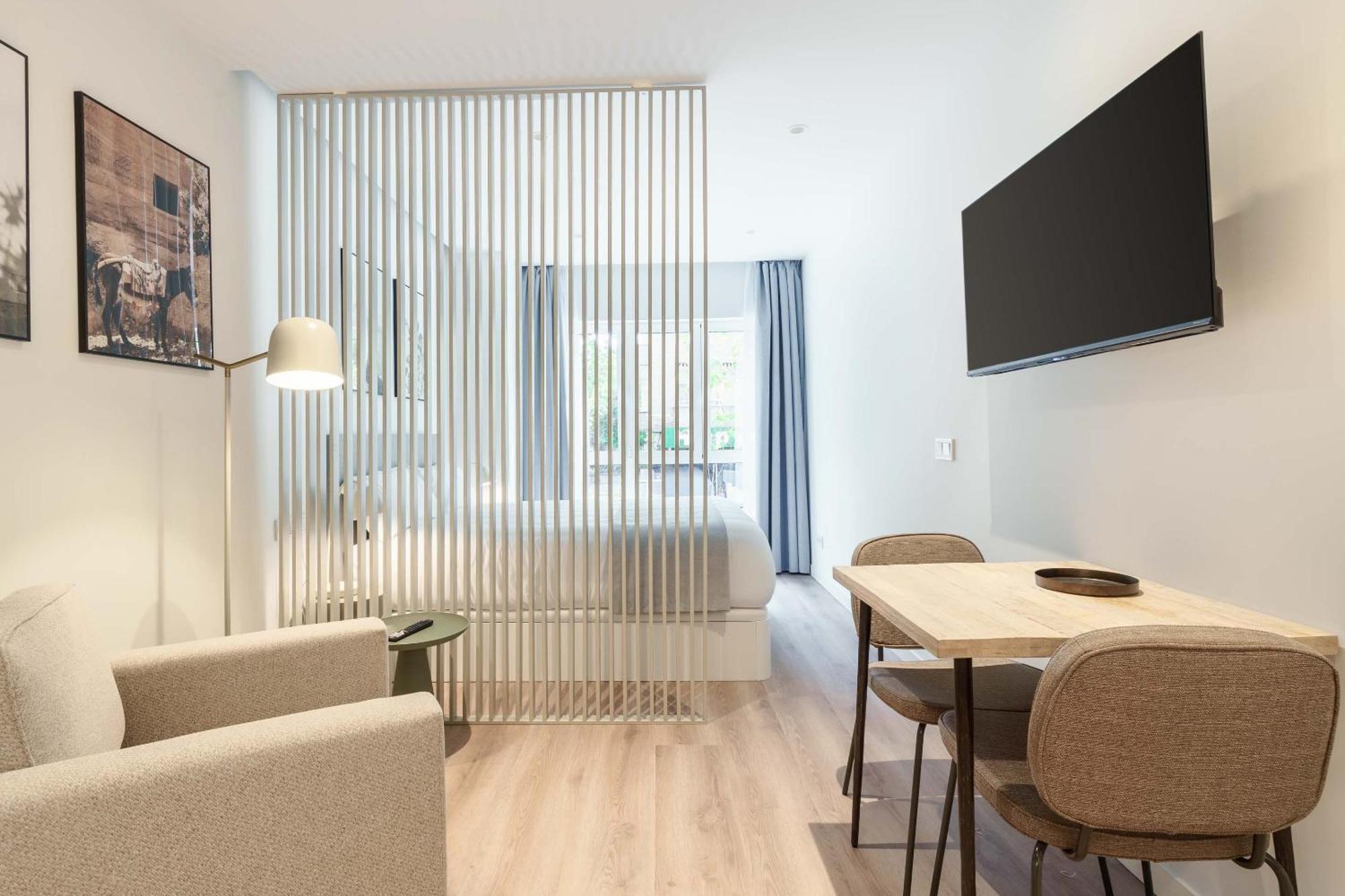 Limehome Madrid Calle De Juan Hurtado De Mendoza Exterior foto